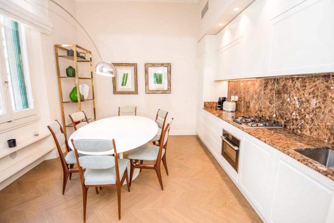 Raffaello Apartment By Firenze Prestige Exteriör bild